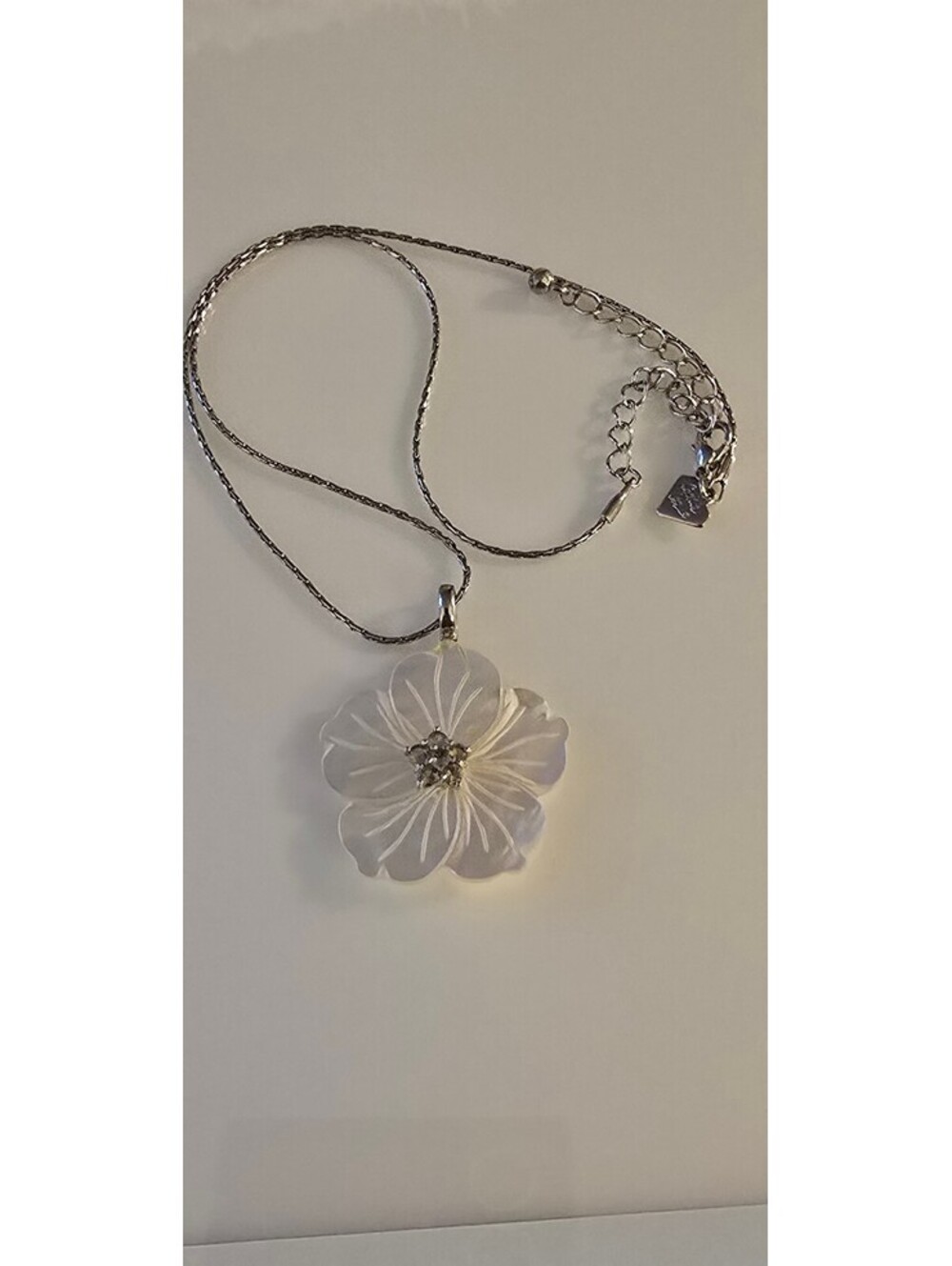 Cookie Lee White Iridescent Flower Pendant Necklace Rhinestone Center